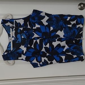 Worthington 2x floral sleeveless top